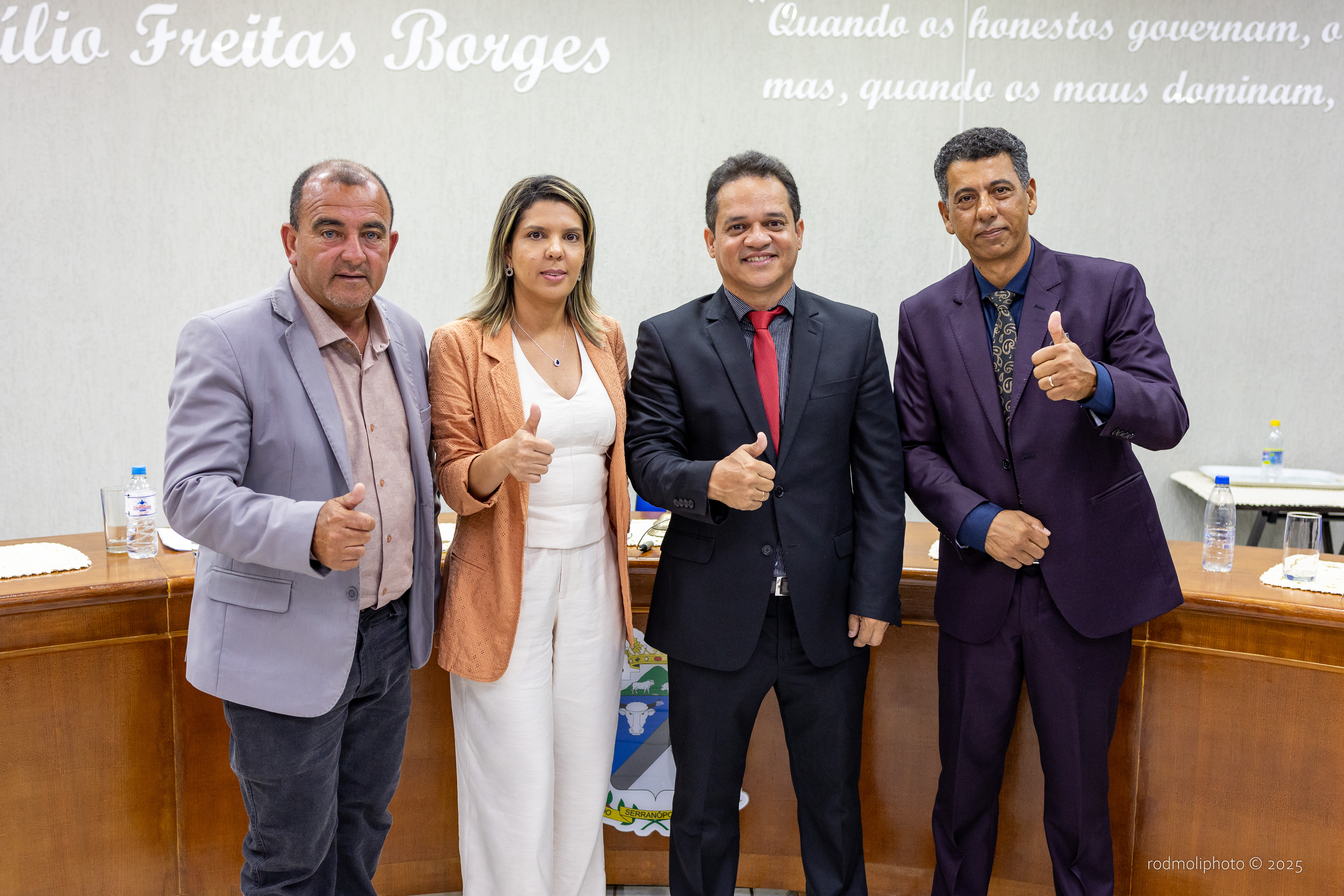 Nova Mesa Diretora para o Exercício de 2025